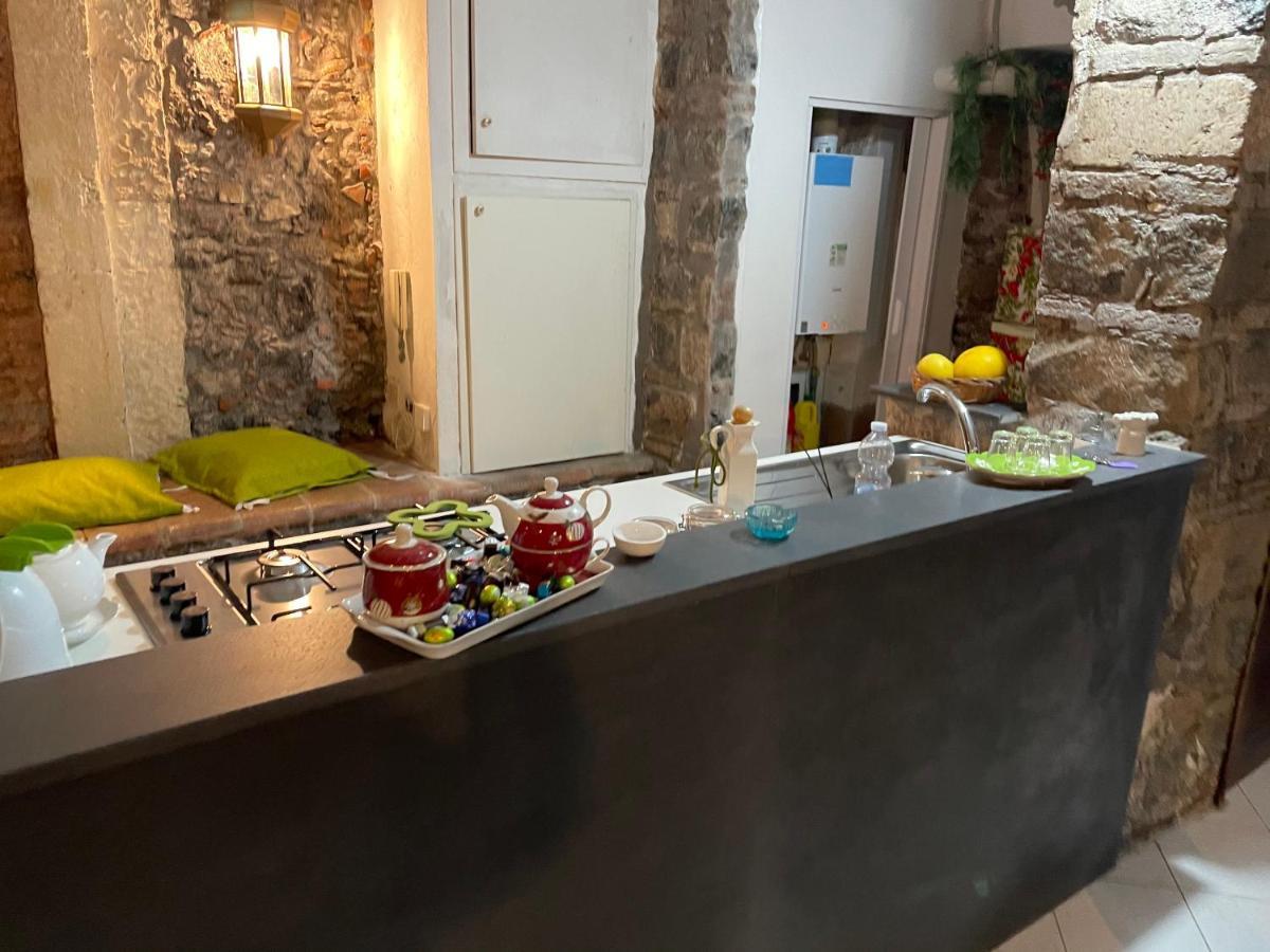 הוילה קטאניה Antica Casa Centro מראה חיצוני תמונה